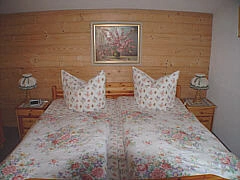 Schlafzimmerbild-002.jpg